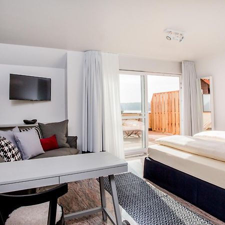 Seehotel Niedernberg - Das Dorf Am See Eksteriør bilde
