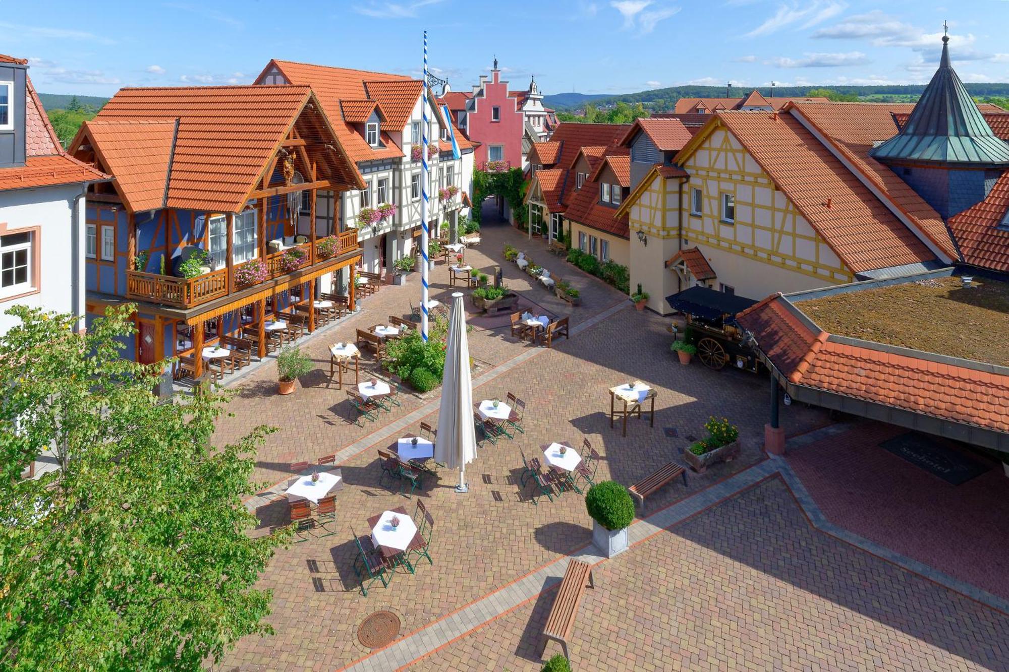 Seehotel Niedernberg - Das Dorf Am See Eksteriør bilde