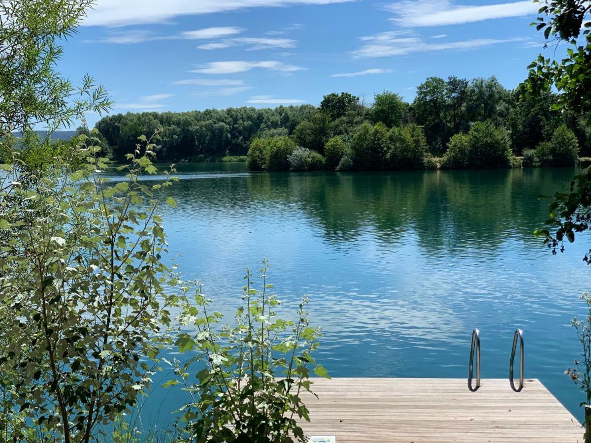 Seehotel Niedernberg - Das Dorf Am See Eksteriør bilde