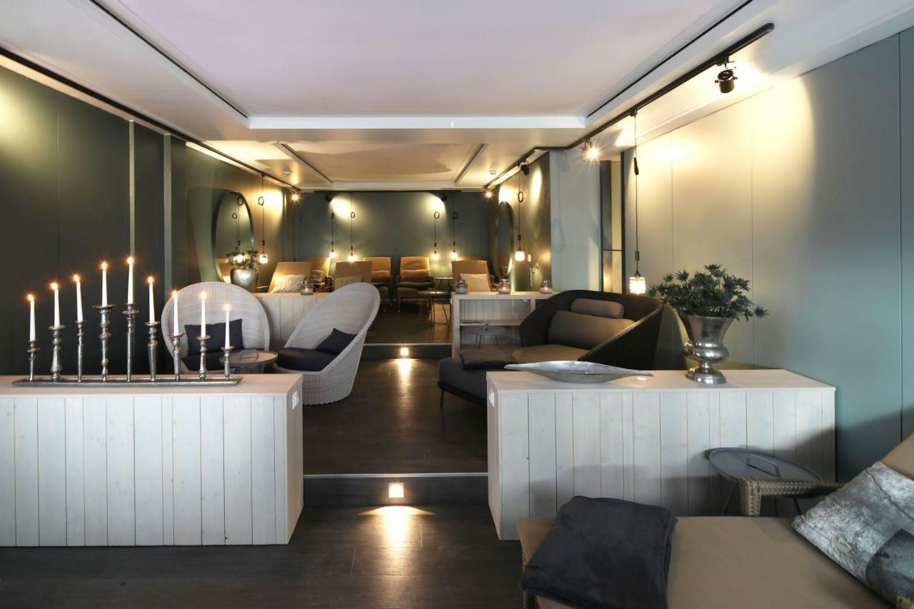Seehotel Niedernberg - Das Dorf Am See Eksteriør bilde
