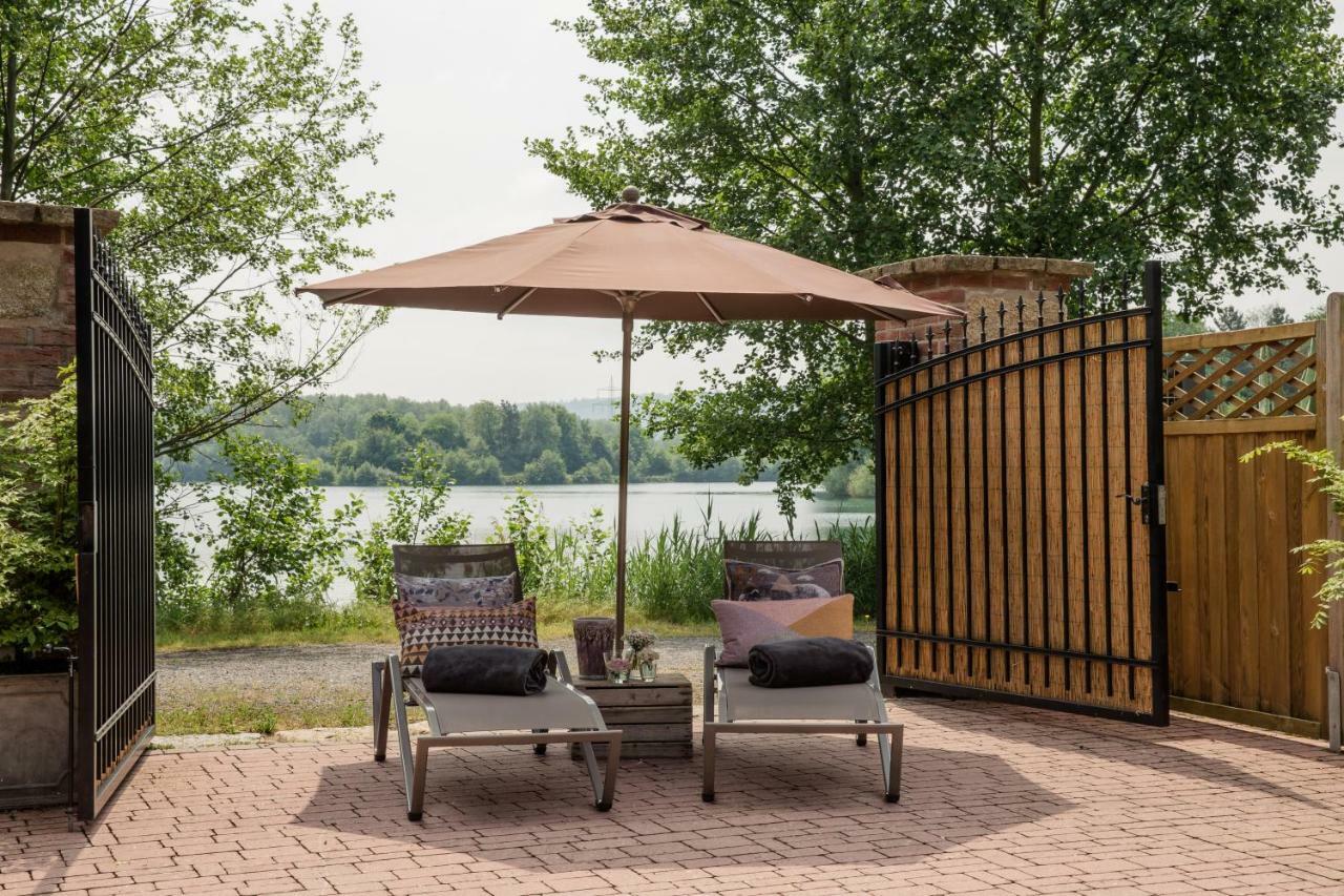 Seehotel Niedernberg - Das Dorf Am See Eksteriør bilde